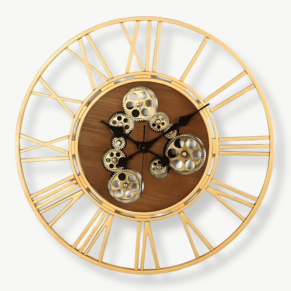 Wandklok met tandwielen, houten en metalen elementen