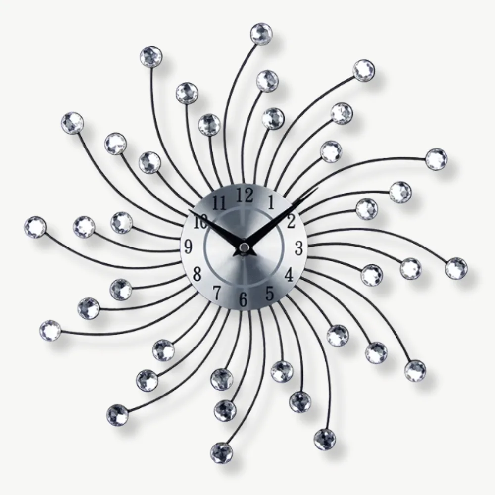 Vierkante wandklok met diamantmotief