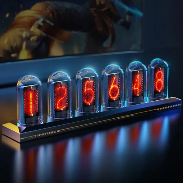 Nixie tubes in RGB, personaliseerbare wandklok