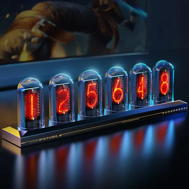 Nixie tubes in RGB, personaliseerbare wandklok