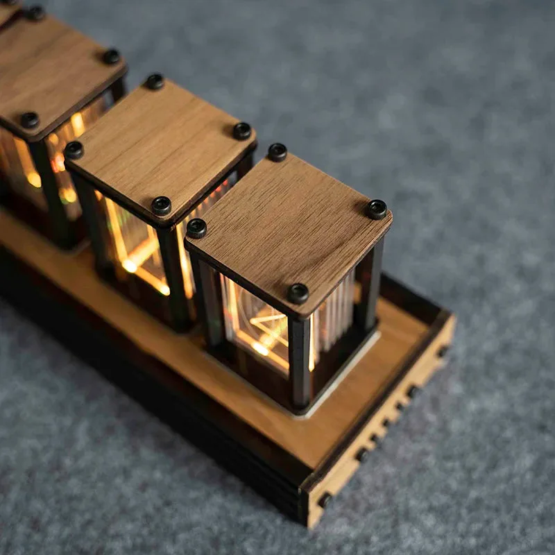 Nixie tube, retro futuristische klok