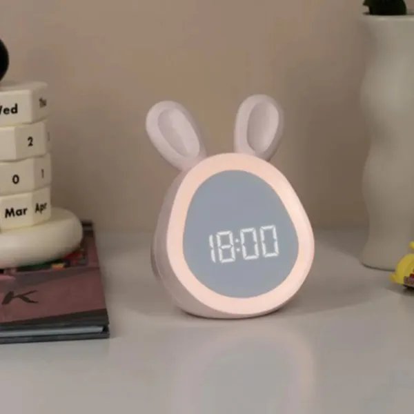 Digitale kinderwekker in wit of roze kleur