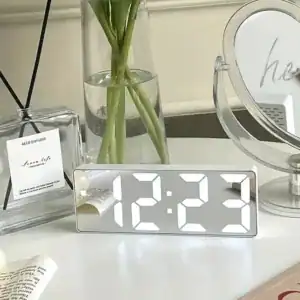 Digitale wandklok met thermometer, LED-display