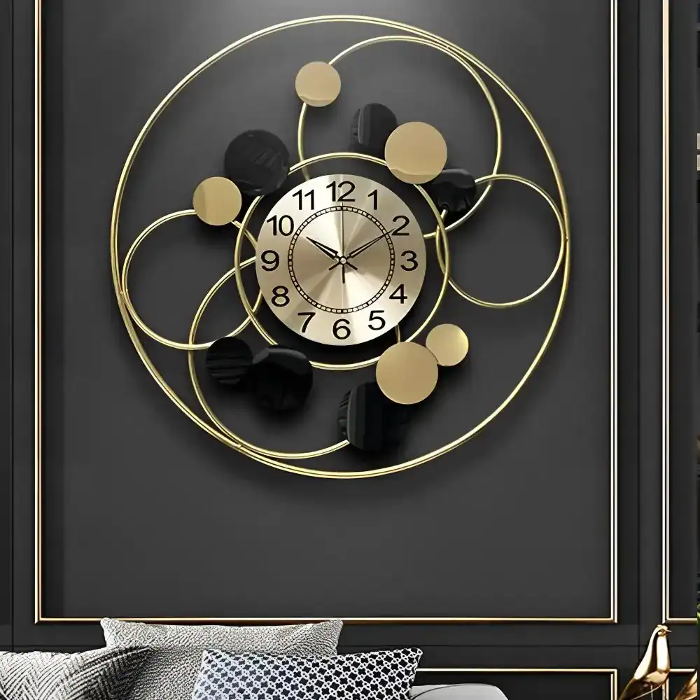 Grote gouden wandklok, cirkelvormig design, foto 8