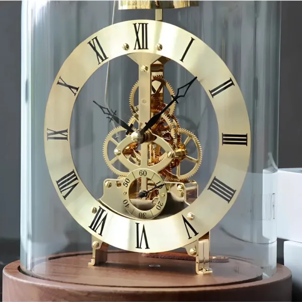 Klassieke tafelklok in goud of zilver