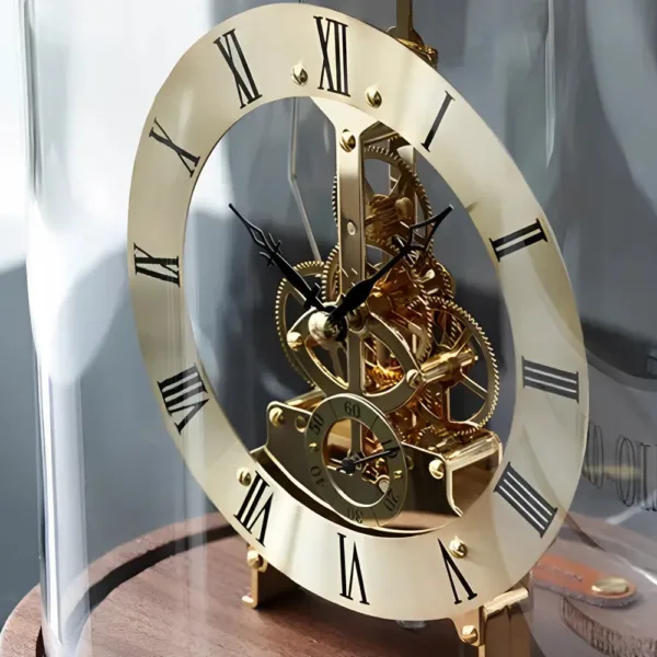 Klassieke tafelklok in goud of zilver