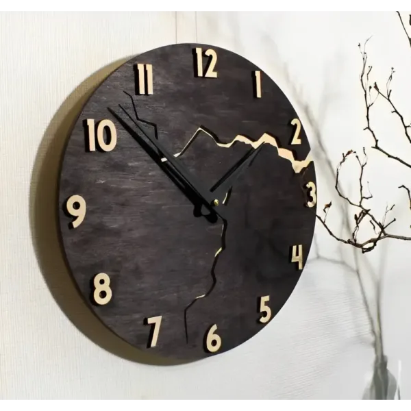 Houten design wandklok, licht of donker hout