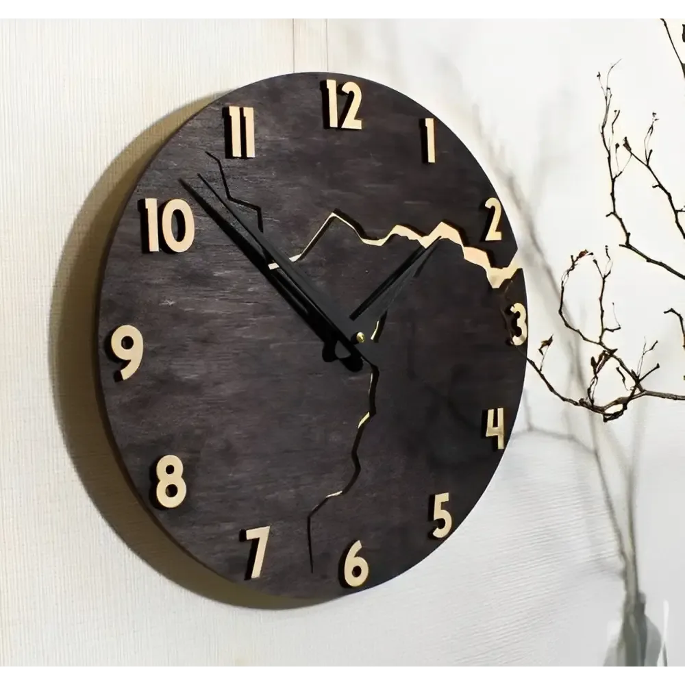 Houten design wandklok, licht of donker hout