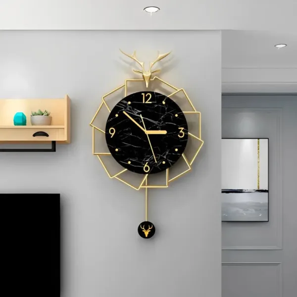 Luxe wandklok goud, met marmer