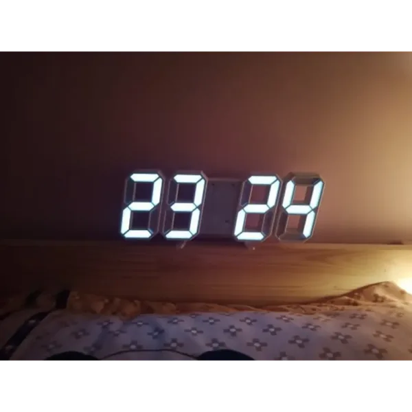 Digitale led wandklok, modern ontwerp