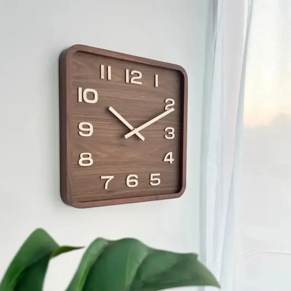 Vierkante houten wandklok, verkrijgbaar in 25 cm en 30 cm