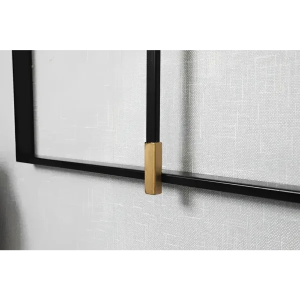 Grote wandklok minimalistisch in vierkante vorm