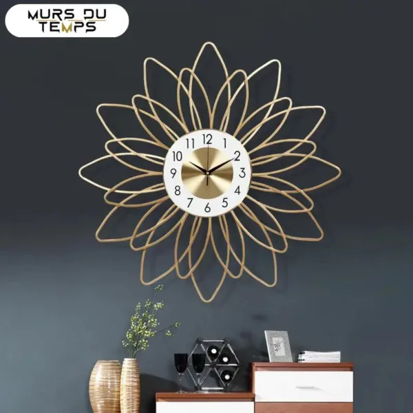 Horloge Murale Fleur Dorée Design