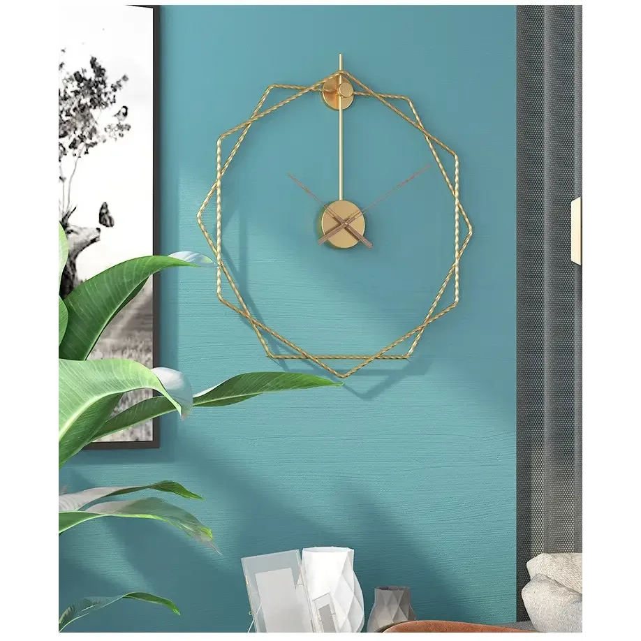 Rechthoekige moderne wandklok, goud en zwart
