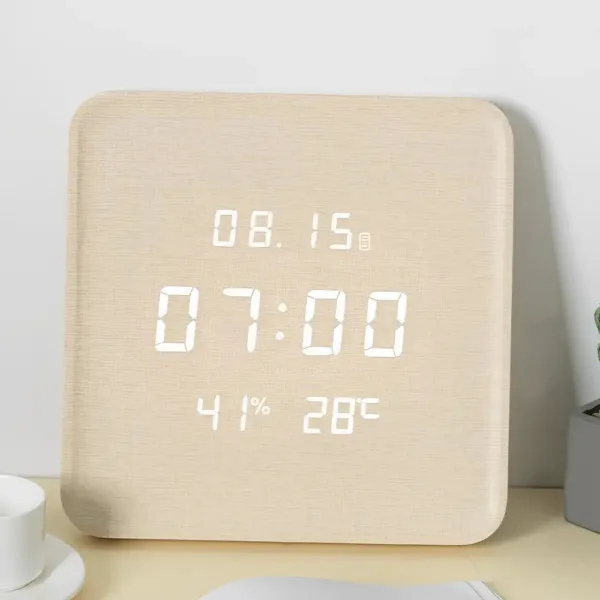 Digitale houten klok, rond of vierkant