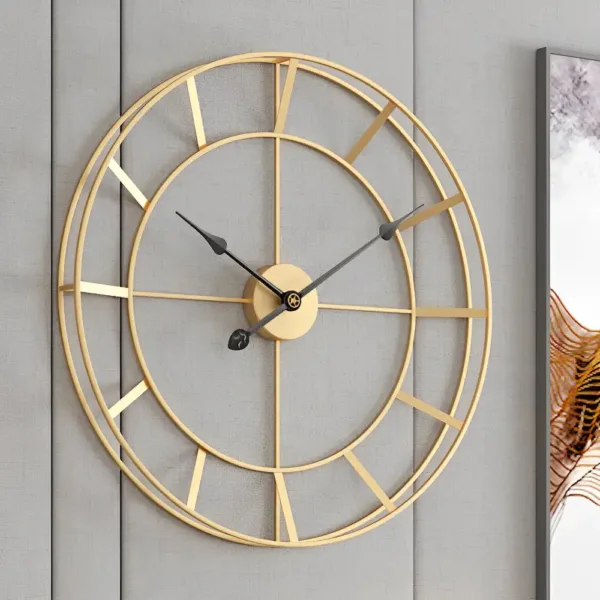 Horloge Murale Dorée Design Minimaliste