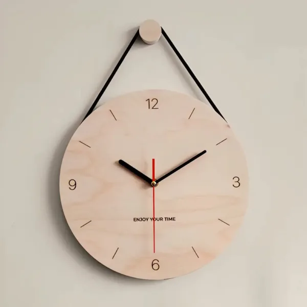 Bruine houten wandklok, naturel of met bladmotief