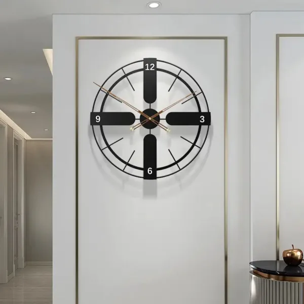 Wandklok design hout, modern en industrieel