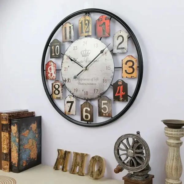 Vintage wandklok klein, retro stijl
