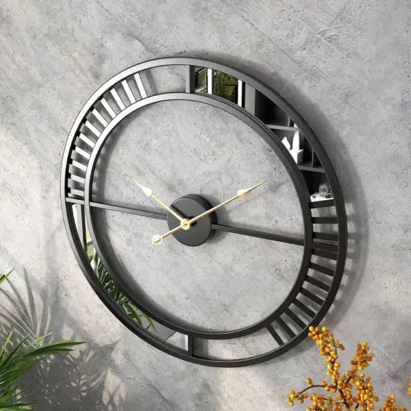 Industriële wandklokken, in zwart en goud, foto 3