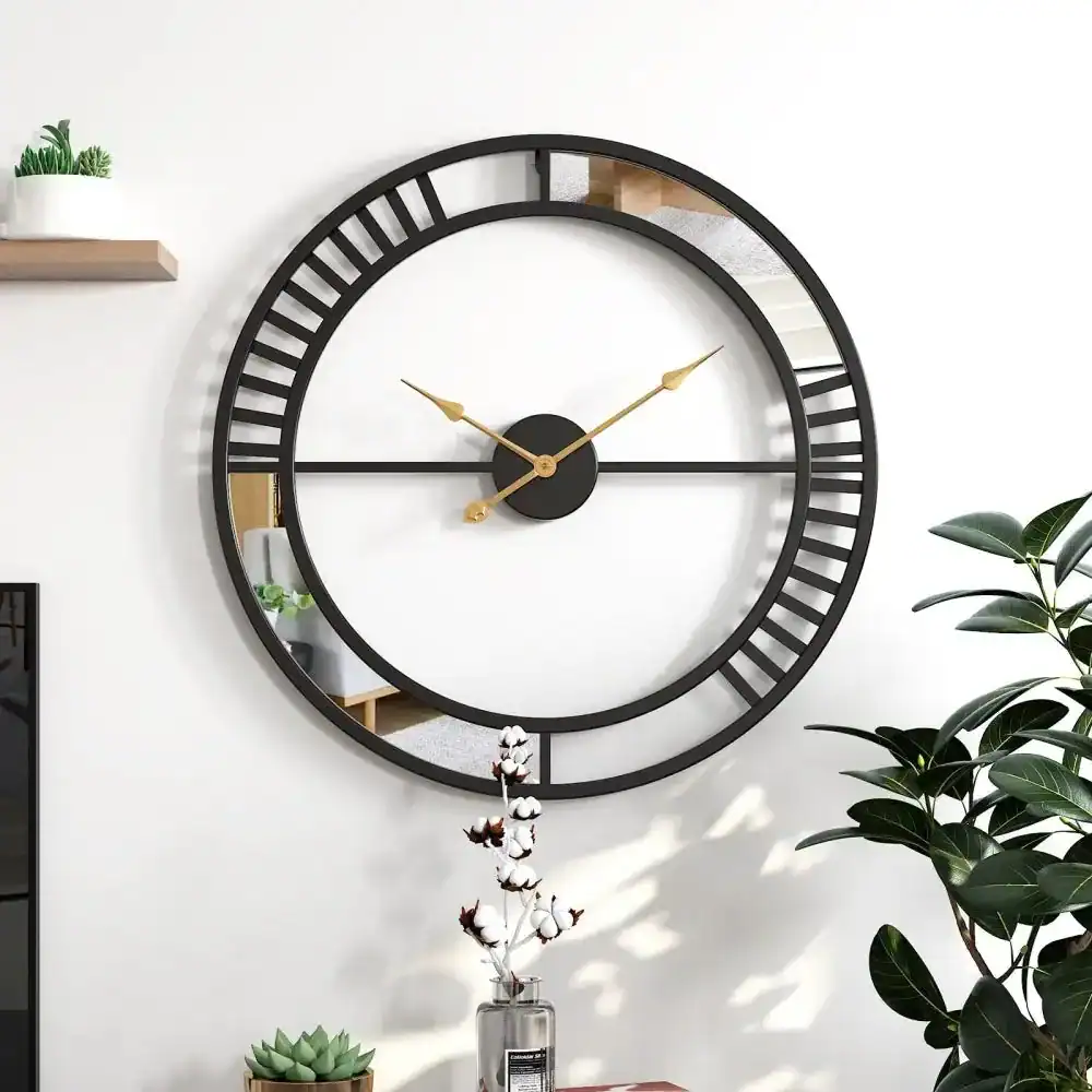 Industriële wandklokken, in zwart en goud, foto 6