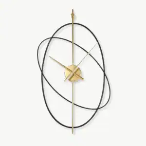 Luxe ovale wandklok, in middel of groot