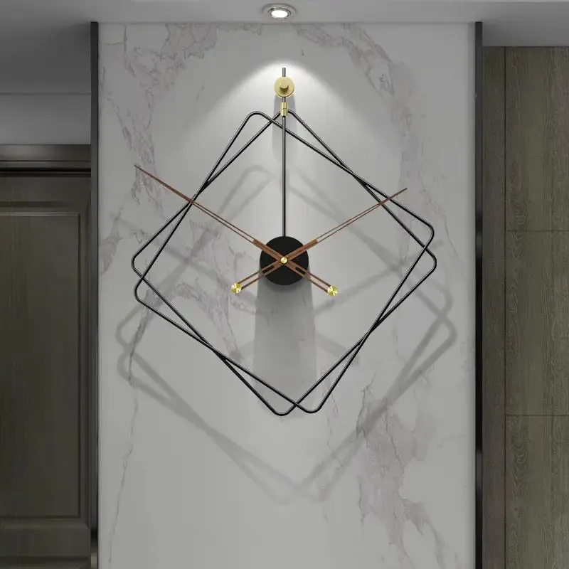 Design wandklok in ruitvorm, 60 cm