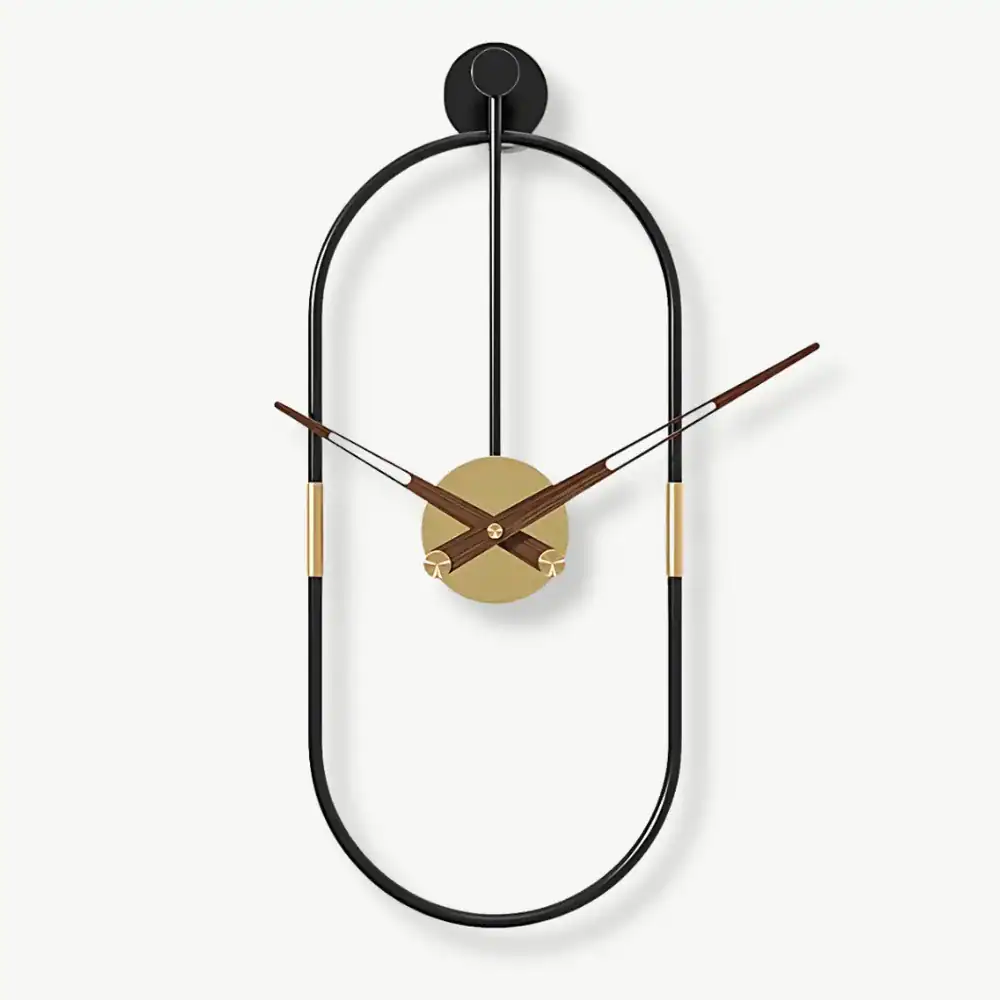 Ovale wandklok, zwart met houten wijzers