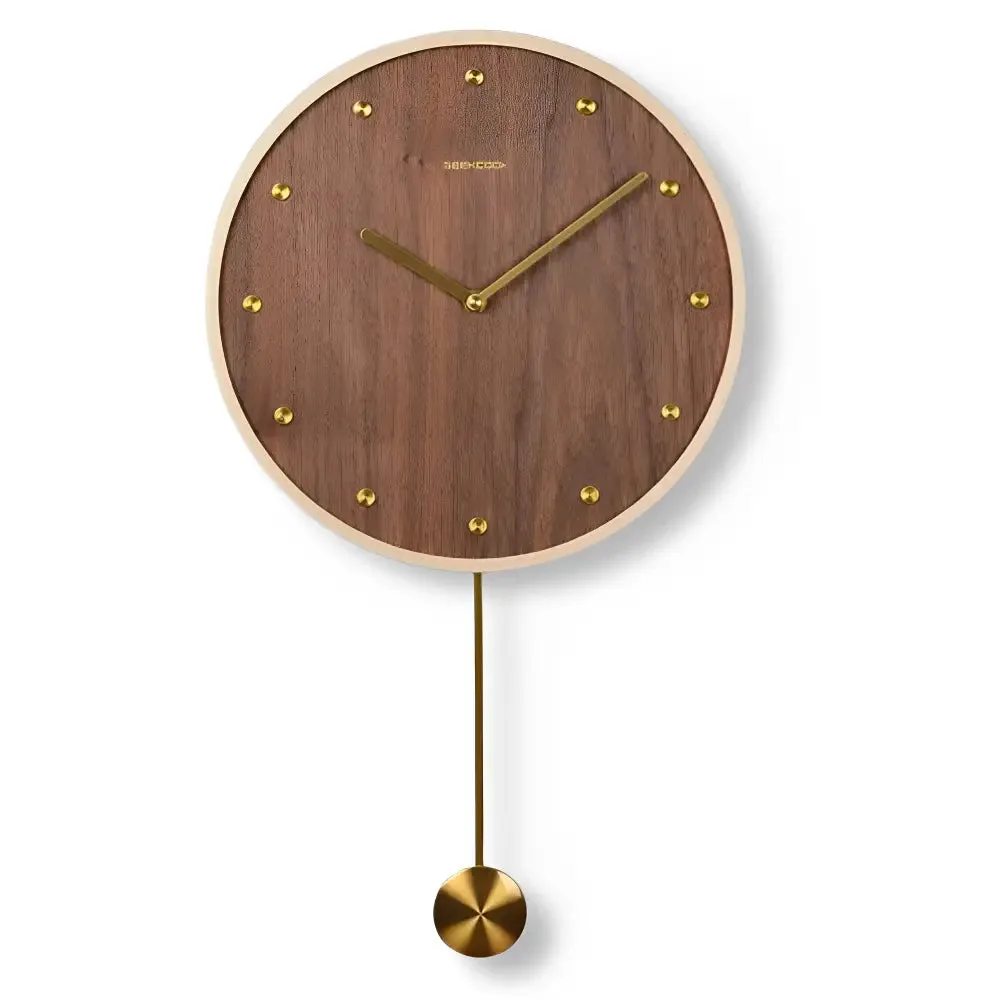 Moderne wandklok met slinger, eigentijds design