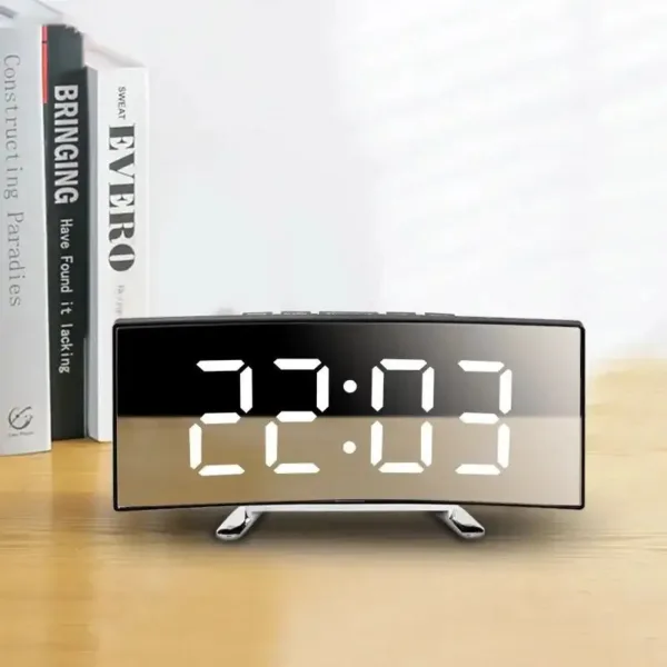 Digitale wandklok led, in wit, groen of rood