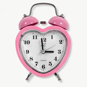 Roze wekker met hartmotief