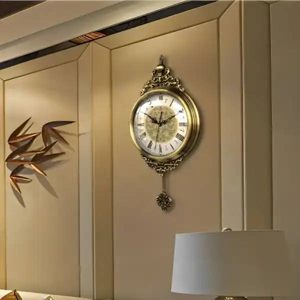 Vintage retro wandklok, met Romeinse cijfers, foto 2