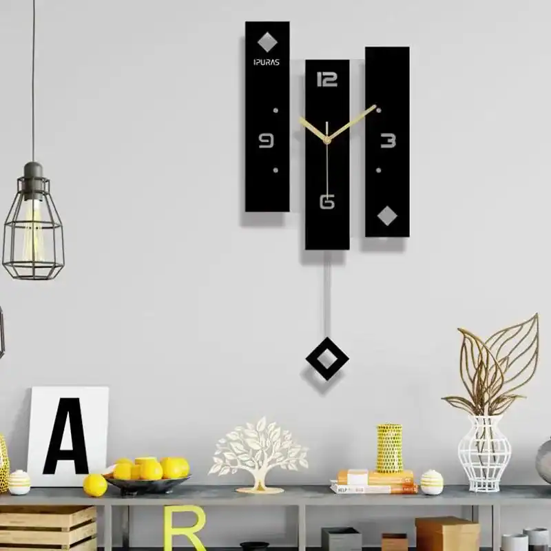 Wandklok met slinger, modern in drie panelen, foto 2
